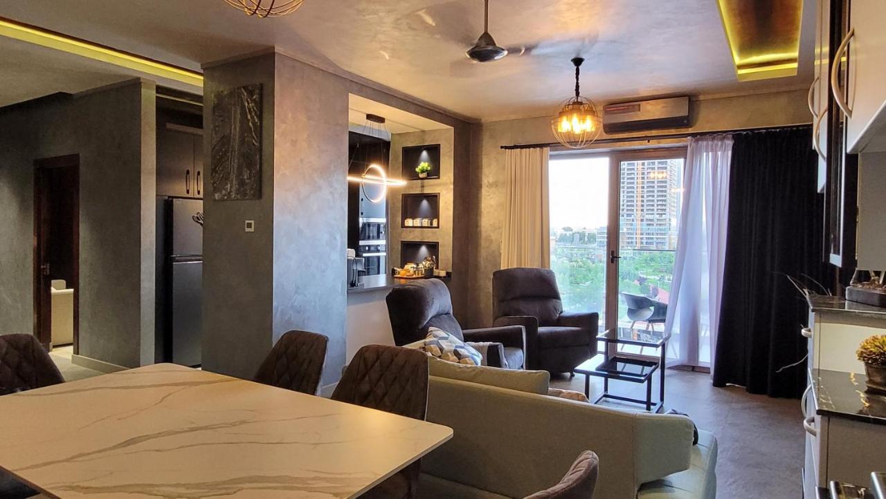 Ultralux 75 Apartment Tashkent Ngoại thất bức ảnh