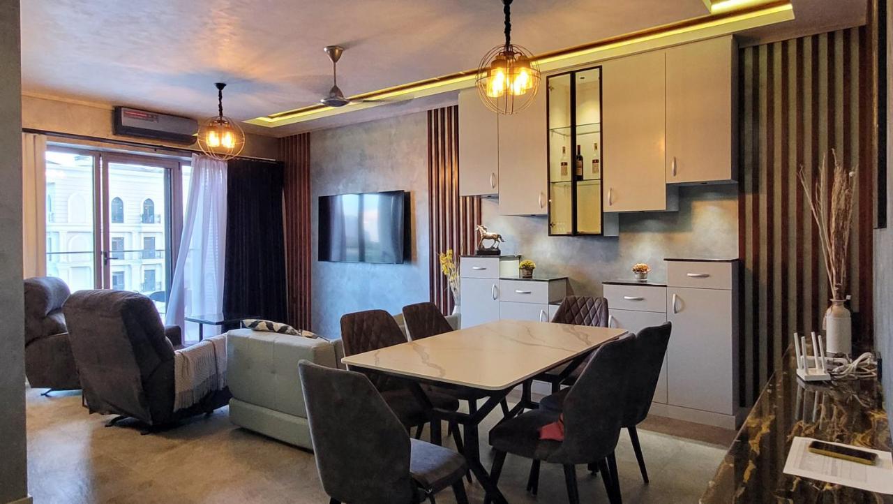 Ultralux 75 Apartment Tashkent Ngoại thất bức ảnh