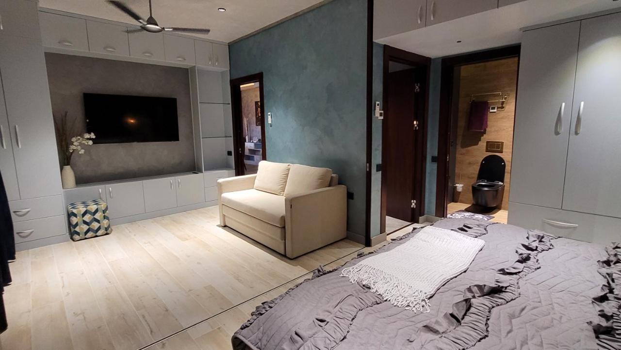 Ultralux 75 Apartment Tashkent Ngoại thất bức ảnh